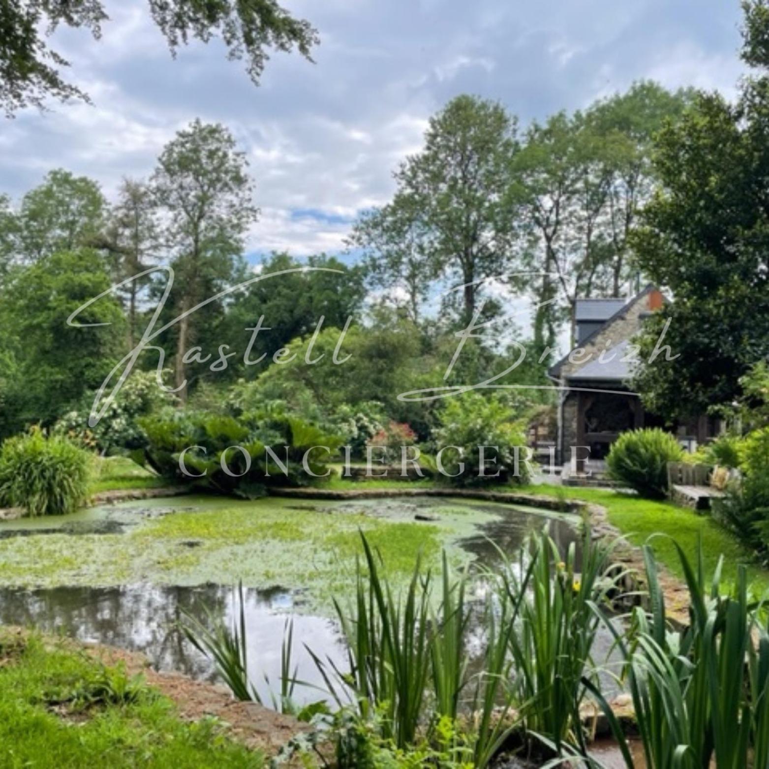 La Familiale Du Manoir De Kerollivier Vila Saint-Gilles-Pligeaux Exterior foto